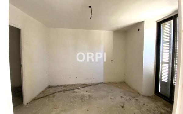 Appartement à vendre    3 pièces • 92,80 m2 Carpentras