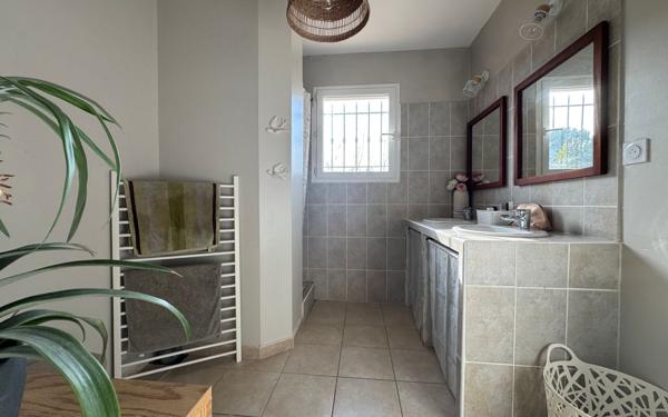 Maison à vendre    4 pièces •  Beaumes-de-Venise