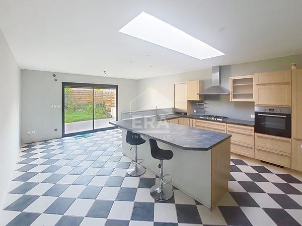 Maison Henin Beaumont 6 pièce(s) 149 m2