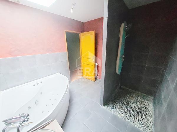 Maison Henin Beaumont 6 pièce(s) 149 m2