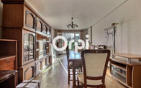 Appartement à vendre    3 pièces • 61,94 m2 Montigny-le-Bretonneux