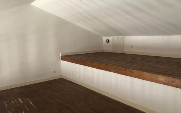 Appartement à louer    2 pièces • 64,17 m2 Rochefort