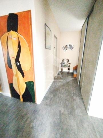 Maison Vesoul 6 pièce(s) 157 m2