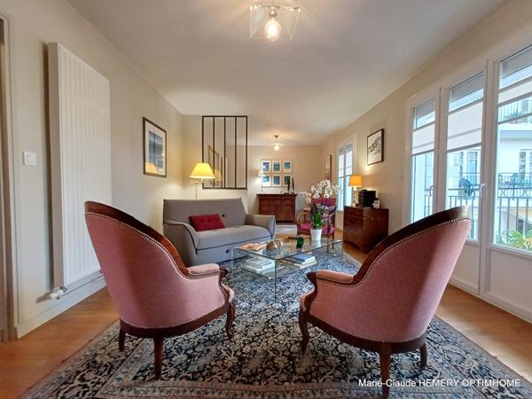 Saint Malo, St Servan, proximité plages. T4 rénové dans résidence avec parc et tennis, cave et parking