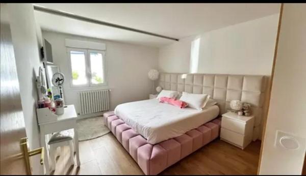 Maison contemporaine de 137m2 de type T5 à GUÉTARY