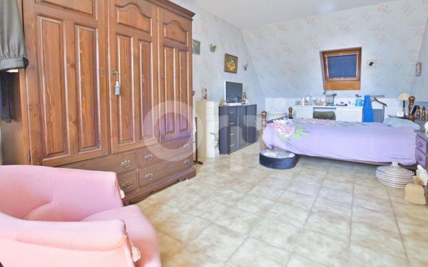 Maison à vendre    5 pièces •  Nexon