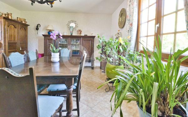 Maison à vendre    5 pièces •  Nexon