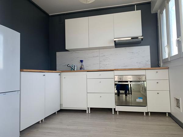 APPARTEMENT MEUBLE - 5 MIN A PIED DE LA GARE