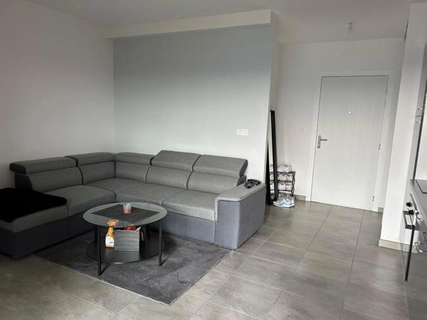 Appartement à louer 2 pièces 37.5m²