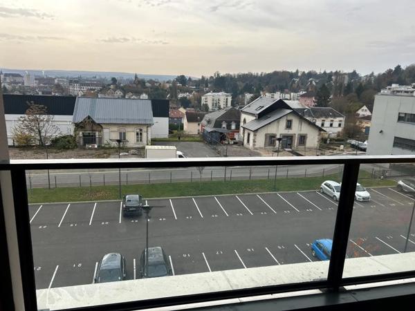 Appartement à louer 2 pièces 37.5m²