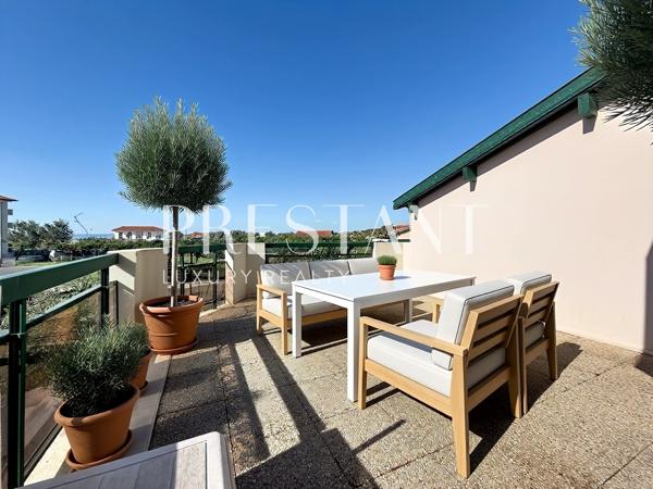 Chambre d’Amour – Appartement avec vaste terrasse vue océan., ANGLET