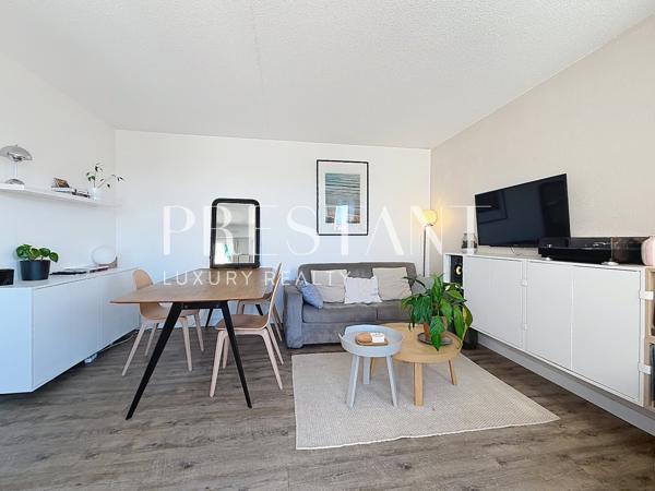 Chambre d’Amour – Appartement avec vaste terrasse vue océan., ANGLET