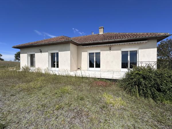 Villeneuve-sur-Lot (47300) Vue à couper le souffle ! Maison semi-enterrée avec grand terrain de 8930m3