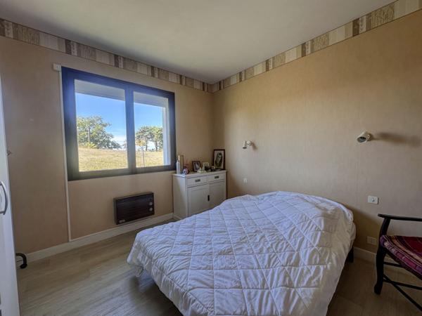 Villeneuve-sur-Lot (47300) Vue à couper le souffle ! Maison semi-enterrée avec grand terrain de 8930m3