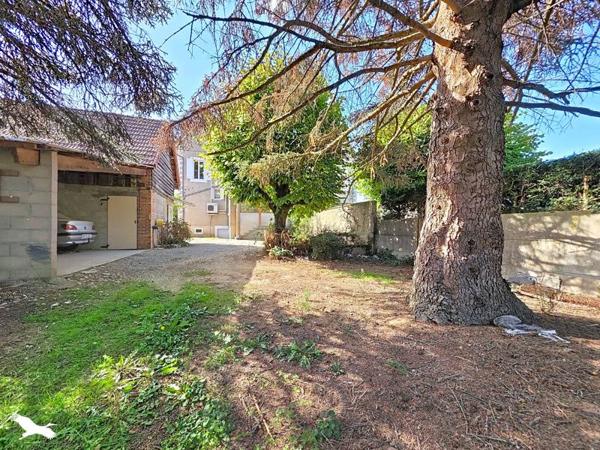 Maison à vendre 129 600 € Lignières 6 p 135 m² DPE D