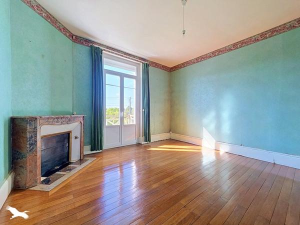 Maison à vendre 129 600 € Lignières 6 p 135 m² DPE D