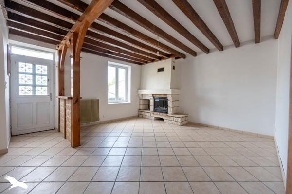 Maison 182 069 € Mehun-sur-Yèvre 5 p 145 m² DPE D