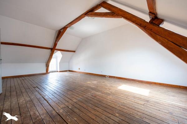 Maison 182 069 € Mehun-sur-Yèvre 5 p 145 m² DPE D
