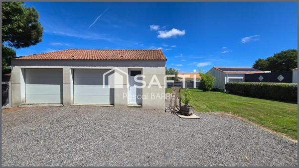 Terrain à bâtir avec garage – St-Julien-des-Landes