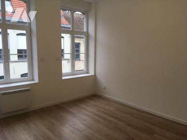 Prestations impeccables pour cette maison berguoise, localisée au c?ur du centre ville. Matéria...