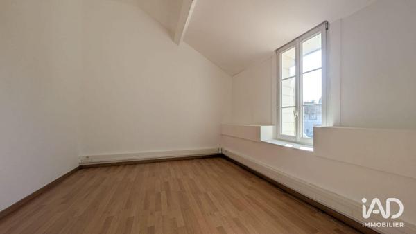 Location bureaux 14 m² Varennes-sur-Seine