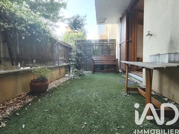 Location studio 28 m² Les Ulis