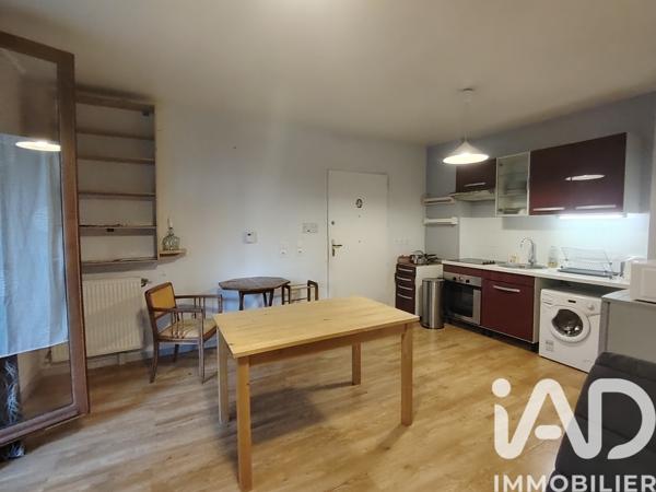 Location studio 28 m² Les Ulis