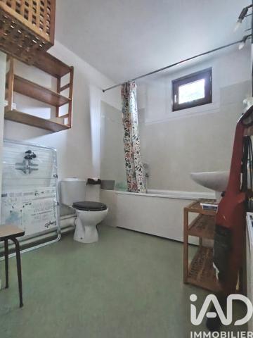 Location studio 28 m² Les Ulis