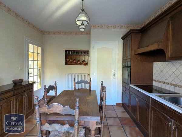 Maison à vendre 9 pièces 209.8m²