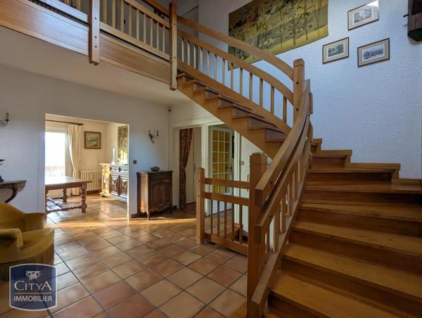 Maison à vendre 9 pièces 209.8m²