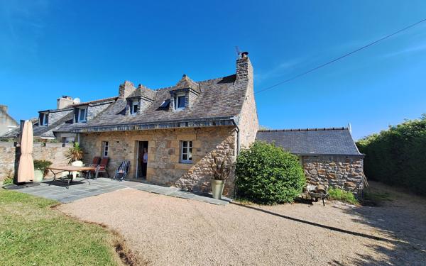 Maison à vendre    5 pièces • 90 m2 Plougasnou