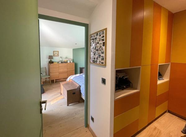 BEGLES (33) - COUP DE COEUR - MAISON RÉNOVÉE PAR ARCHITECTE - POSSIBILITE D'EXTENSION - GARAGE - DANS IMPASSE AU CALME