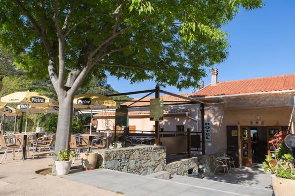 Saint-Florent (20217) Auberge restaurant à 15 minutes de Saint-Florent et à deux pas du chemin de la plage de Saleccia !!!!