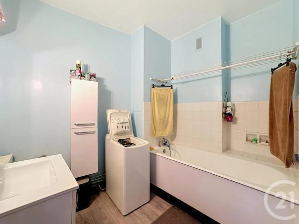 Appartement T3 à vendre  3 pièces - 69,21 m 2   TOURS  - 37