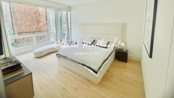 Avenue Montaigne – Appartement calme et rénové