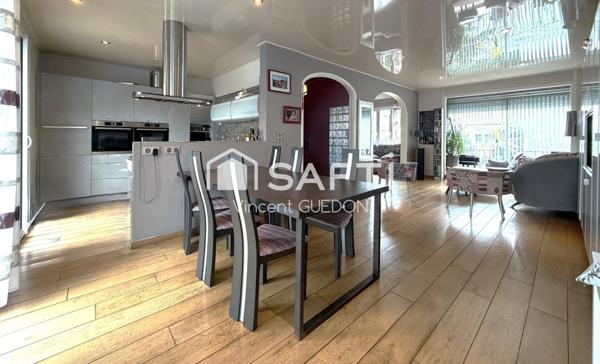 MAISON 4 chambres – PISCINE – GARAGE