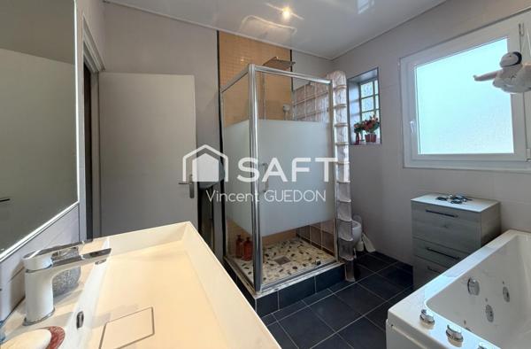 MAISON 4 chambres – PISCINE – GARAGE