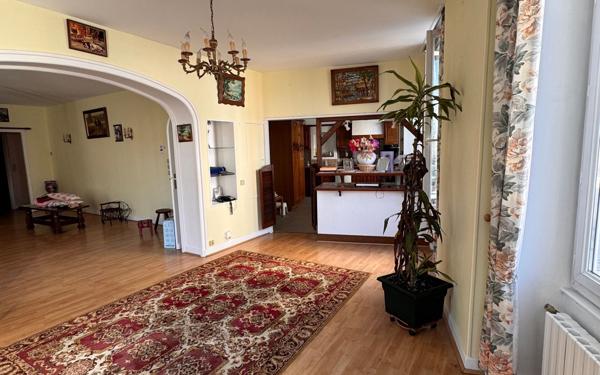 Appartement à vendre    5 pièces •  Nevers