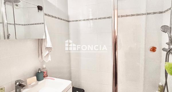 À vendre Appartement 4 pièces 75.37 m² - Saint-laurent-du-var 06700