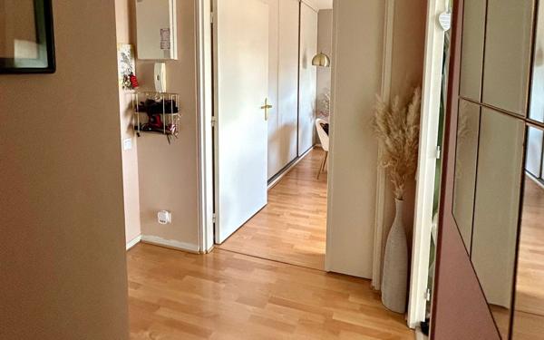 Appartement à vendre    2 pièces • 51,10 m2 Billère